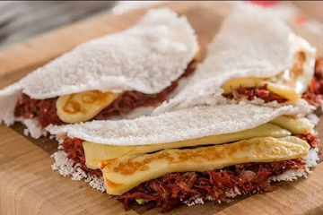 Tapioca de Carne Do Sol, Queijo, Ovo