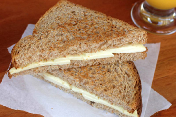 Pão com Queijo